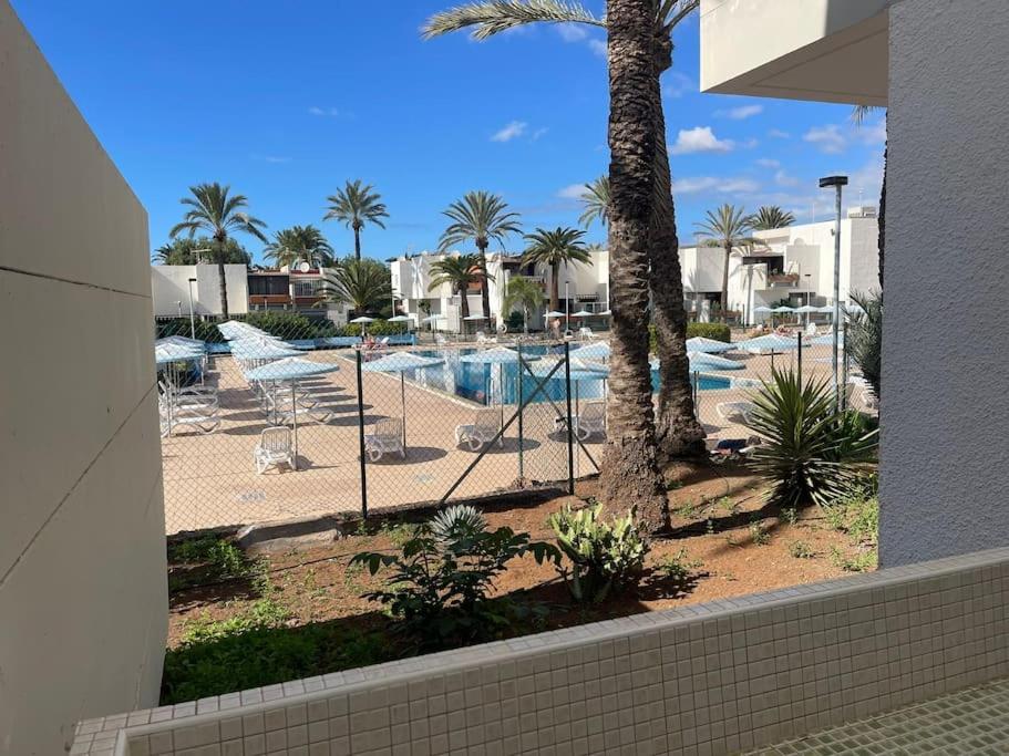 Pool View Apartment Primavera Arona  Zewnętrze zdjęcie