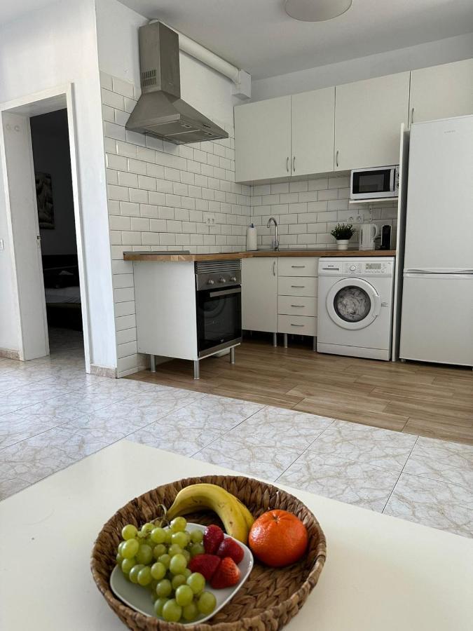 Pool View Apartment Primavera Arona  Zewnętrze zdjęcie