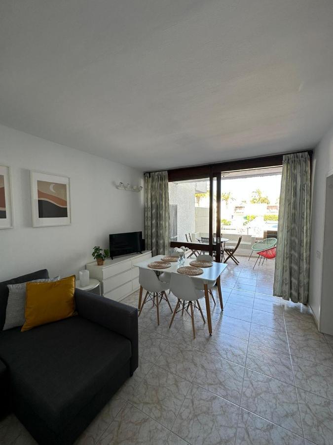 Pool View Apartment Primavera Arona  Zewnętrze zdjęcie